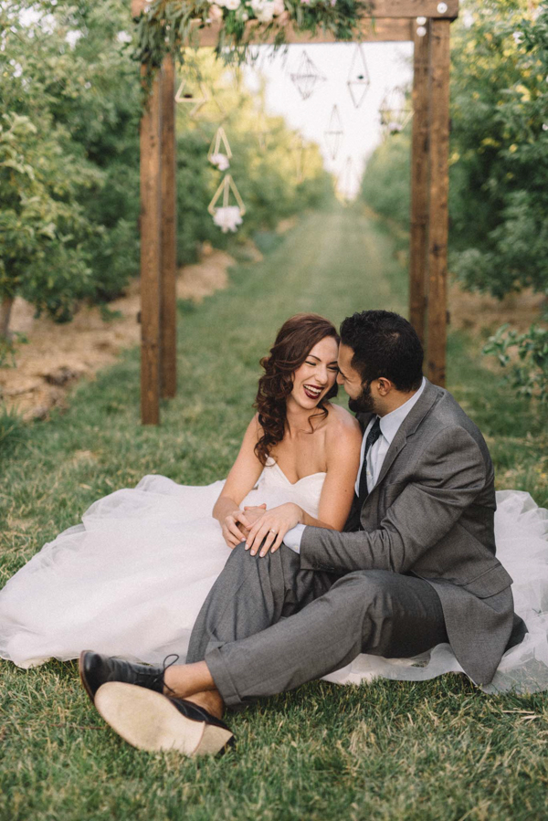 find-your-geometric-wedding-inspiration-in-this-candlelit-elopement-10