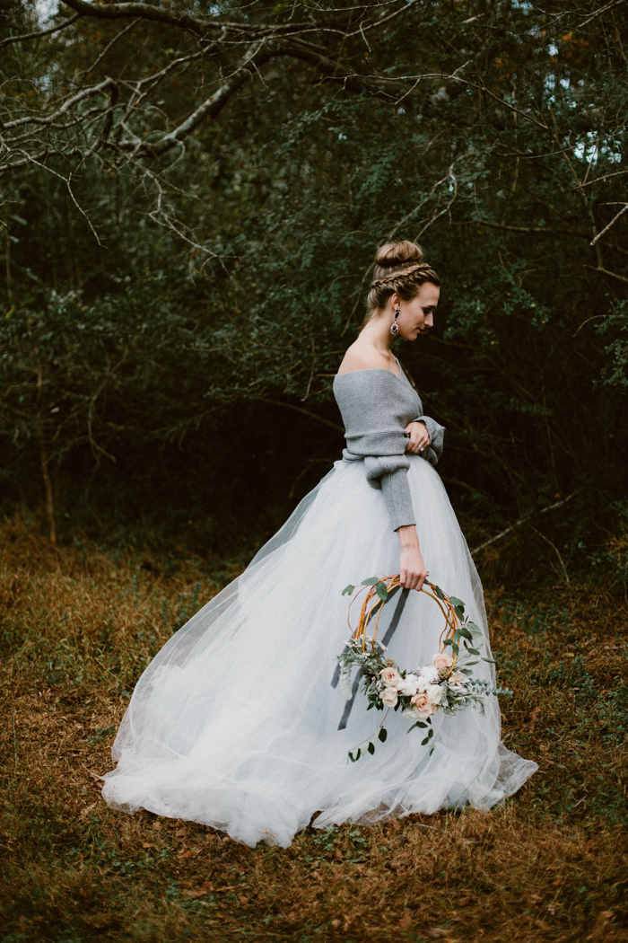 fashionably-cozy-winter-wedding-inspiration-12