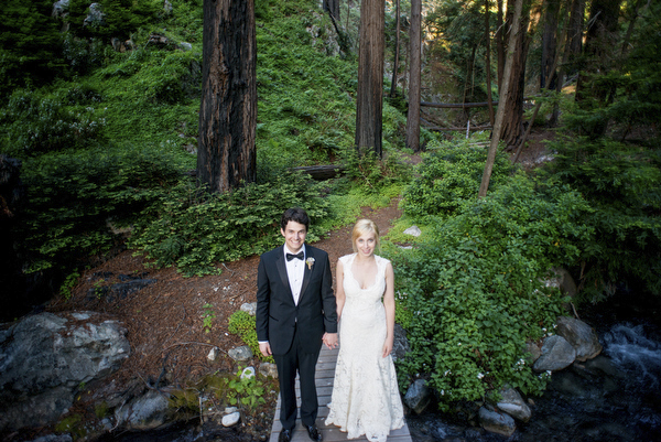 wedding at Private Estate in Big Sur, California, photos by Mott Visuals Wedding | via junebugweddings.com wedding at Private Estate in Big Sur, California, photos by Mott Visuals Wedding | via junebugweddings.com