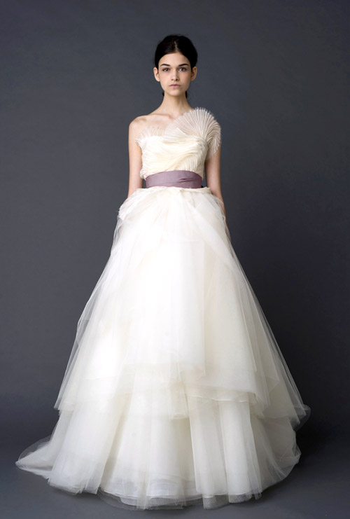 Hazel wedding dress from Vera Wang's spring 2012 bridal collection | via junebugweddings.com Hazel wedding dress from Vera Wang's spring 2012 bridal collection | via junebugweddings.com