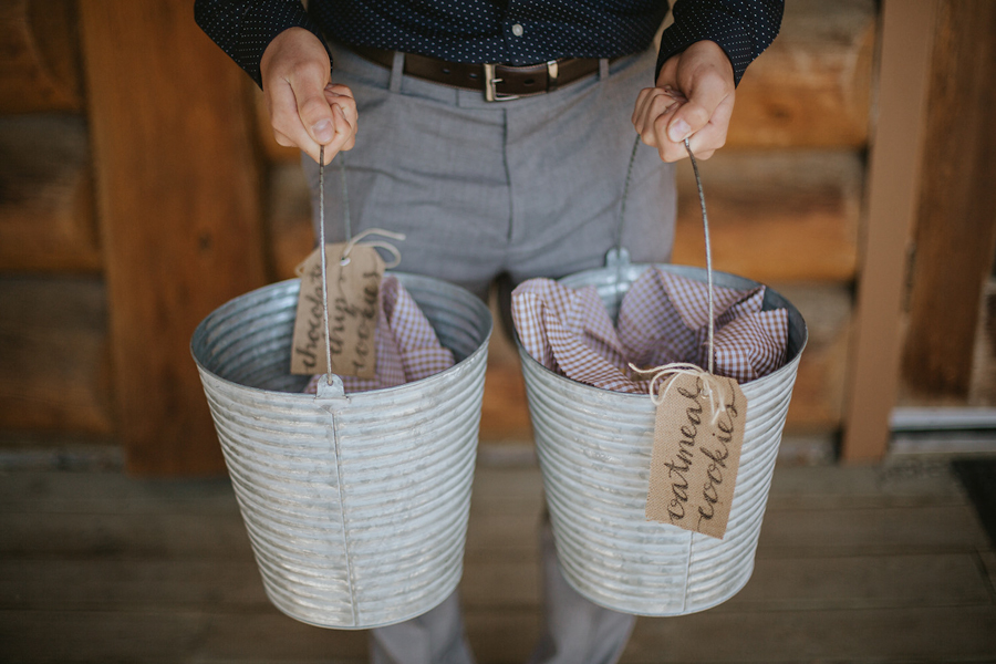 the-groom-style-is-on-point-in-this-wedding-at-the-cochrane-ranchehouse-17