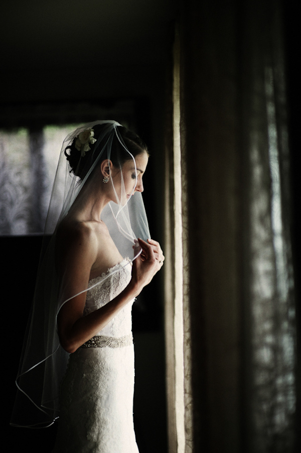 woodland wedding at Benmarl Winery, New York, photo by Richard Israel | via junebugweddings.com woodland wedding at Benmarl Winery, New York, photo by Richard Israel | via junebugweddings.com