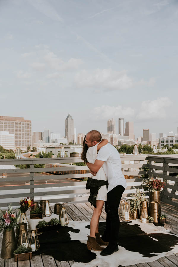modern-rooftop-proposal-overlooking-the-atlanta-skyline-22