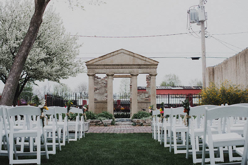 Quirky-Missouri-Wedding-at-Historic-Firehouse-No-2-Aaron-and-Whitney-Photography (12 of 45)