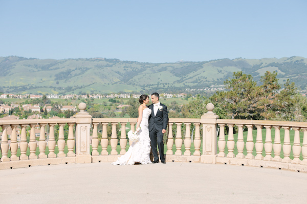 modern Persian wedding in San Jose, California, photo by Jinda Photography | via junebugweddings.com modern Persian wedding in San Jose, California, photo by Jinda Photography | via junebugweddings.com