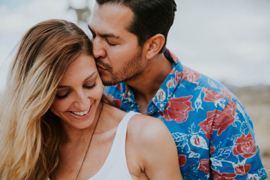 this-cali-cool-joshua-tree-engagement-is-full-of-1970s-vibes-14