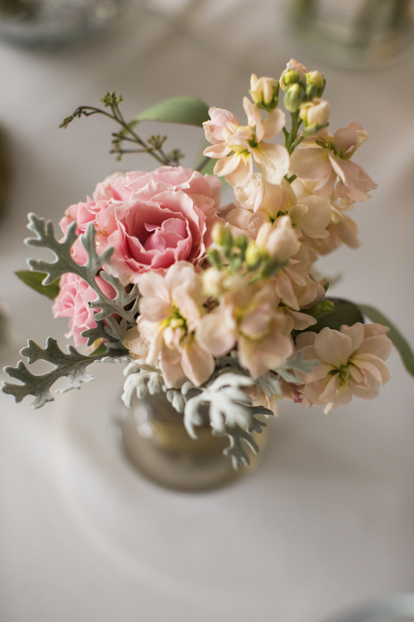 blush and gold california wedding at private family estate, wedding photos by D. Park Photography | via junebugweddings.com blush and gold california wedding at private family estate, wedding photos by D. Park Photography | via junebugweddings.com