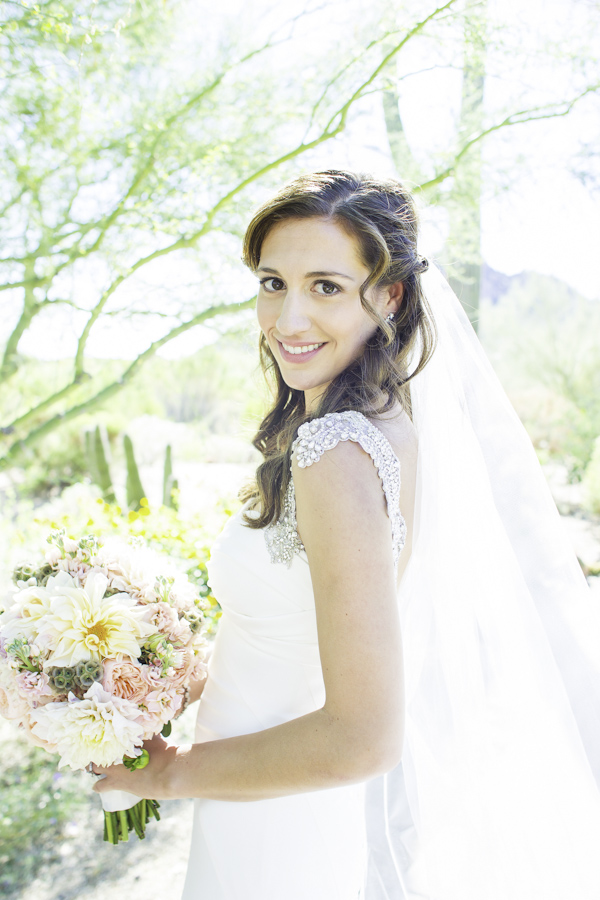 colorful desert wedding at Four Seasons in Scottsdale, Arizona - photo by Erica Velasco Photographer | via junebugweddings.com colorful desert wedding at Four Seasons in Scottsdale, Arizona - photo by Erica Velasco Photographer | via junebugweddings.com