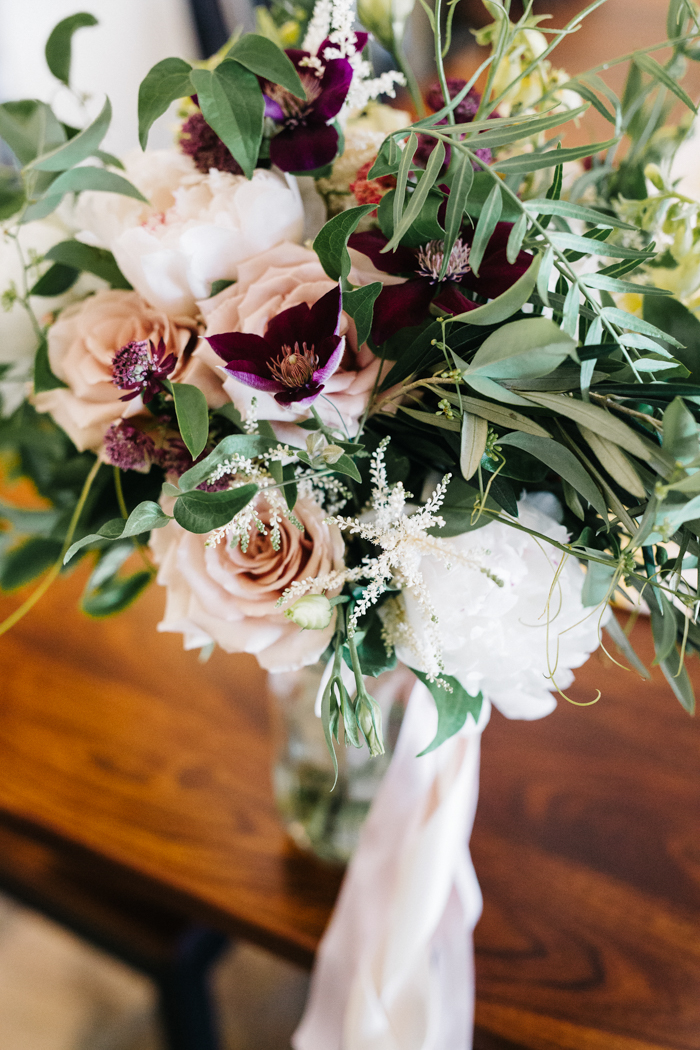 timeless-michigan-wedding-at-the-city-opera-house-3