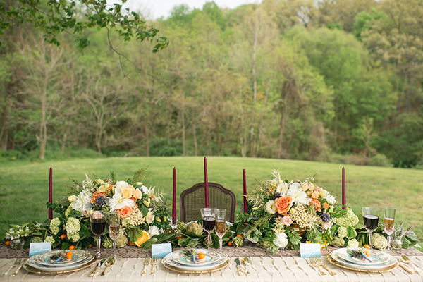 darling countryside wedding inspiration photo shoot, photo by L Hewitt Photography | via junebugweddings.com darling countryside wedding inspiration photo shoot, photo by L Hewitt Photography | via junebugweddings.com