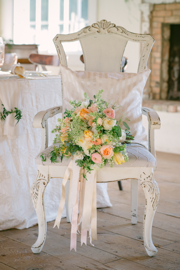 lovely peach and cream wedding inspiration photo shoot from Peony & Plum, photo by Krista Mason | via junebugweddings.com lovely peach and cream wedding inspiration photo shoot from Peony & Plum, photo by Krista Mason | via junebugweddings.com