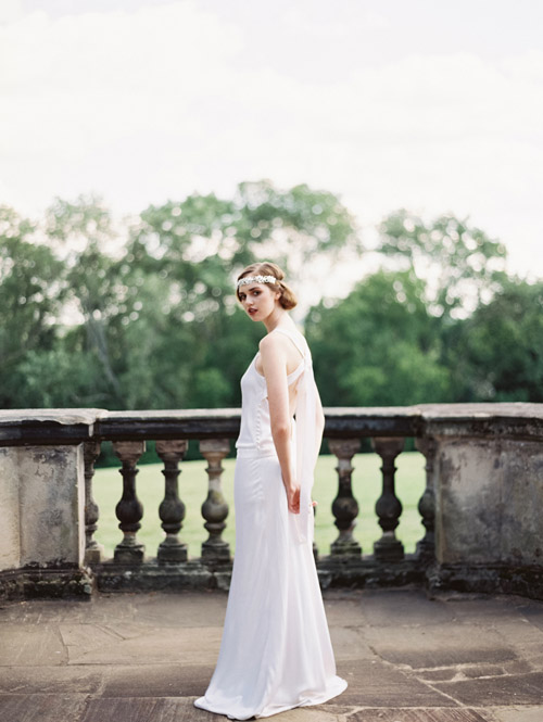 1920's inspired bridal hair accessories from Enchanted Atelier | via junebugweddings.com 1920's inspired bridal hair accessories from Enchanted Atelier | via junebugweddings.com