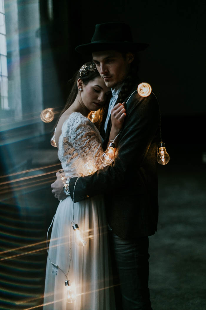 intimate-edgy-winter-wedding-inspiration-kathrin-krok-fotografie-54