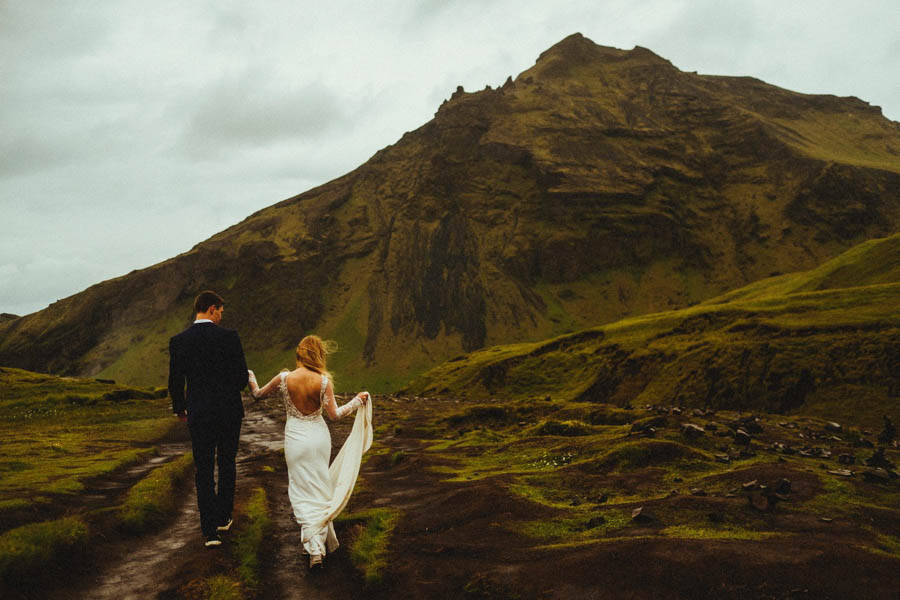 crazy-passionate-icelandic-wedding-adventure-maciej-suwalowski-46