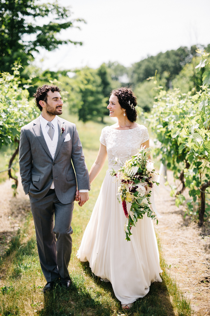 timeless-michigan-wedding-at-the-city-opera-house-28