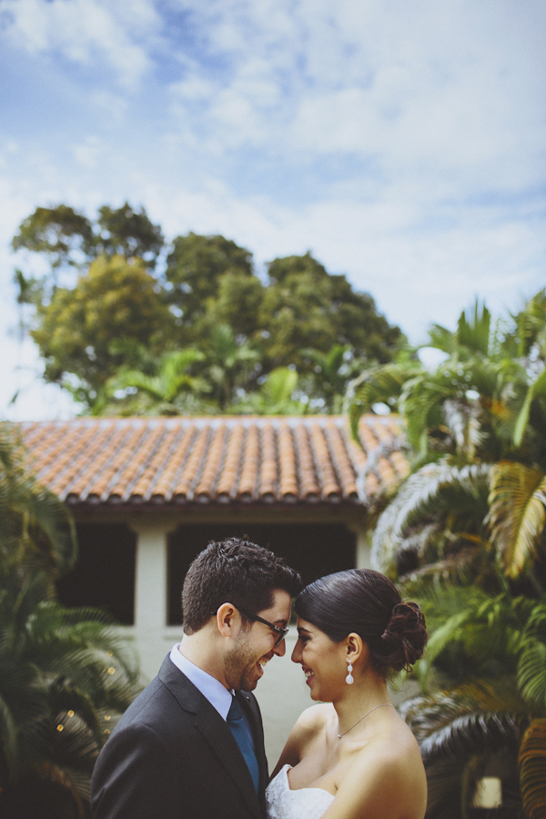elegant wedding at the Villa Woodbine in Coconut Grove, photo by Jonathan Connolly Photography | via junebugweddings.com (22)