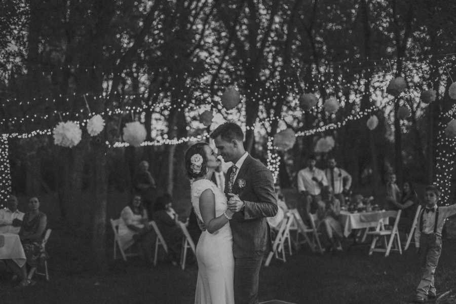 this-couple-achieved-a-dreamy-woodland-affair-for-their-lds-wedding-in-denver-40