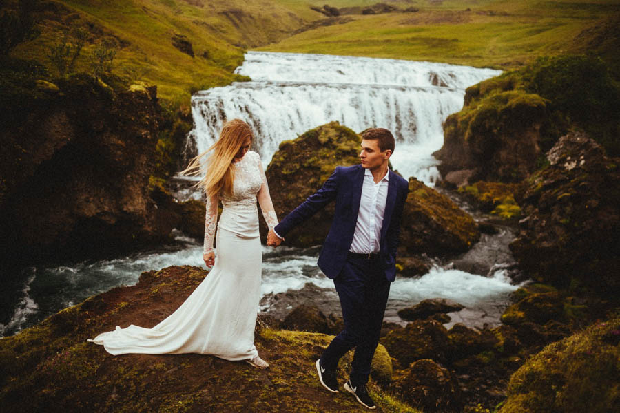 crazy-passionate-icelandic-wedding-adventure-maciej-suwalowski-41
