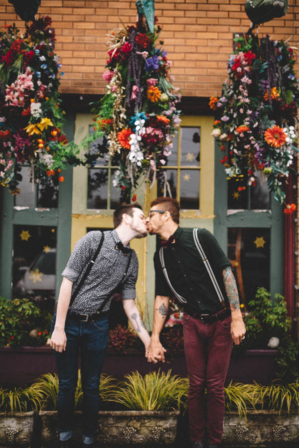 Sweetest-Seattle-Street-Art-Engagement-Julia-Kinnunen-Photography-29