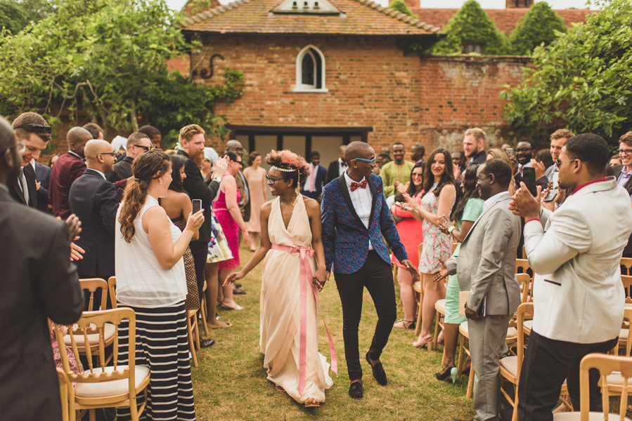 calling-all-creative-couples-this-artistic-and-stylish-woodhall-manor-wedding-is-for-you-9