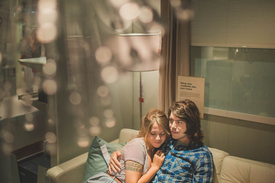 these-ikea-engagement-photos-are-as-sweet-as-they-are-unique-16
