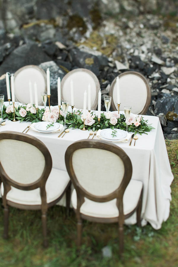 Romantic-Columbia-Gorge-Wedding-Inspiration-Angela-Shae (7 of 24)
