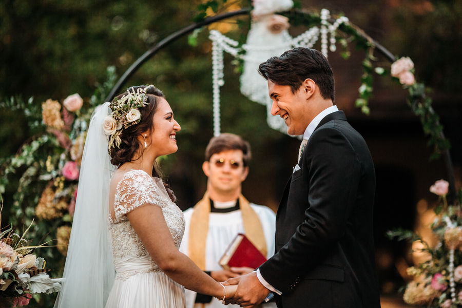cerulean-and-dusty-peach-pennsylvania-wedding-at-aldie-mansion-13