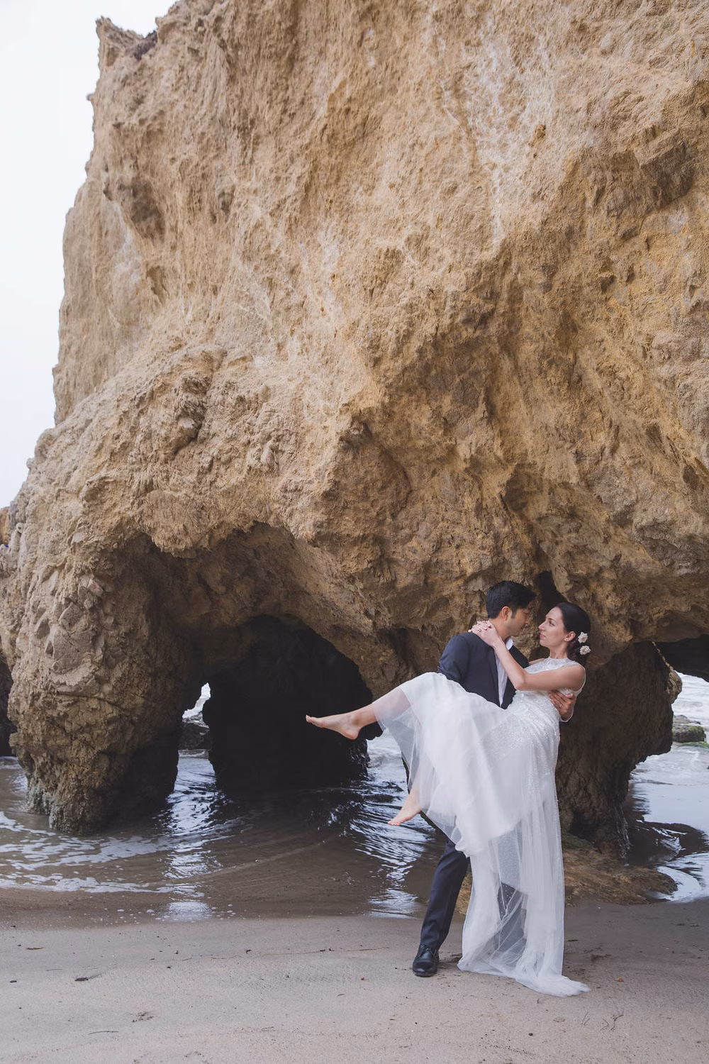 Post-Wedding-Shoot-on-the-Beach-at-Sunrise-Jeff-Plus-Amber (13 of 20)