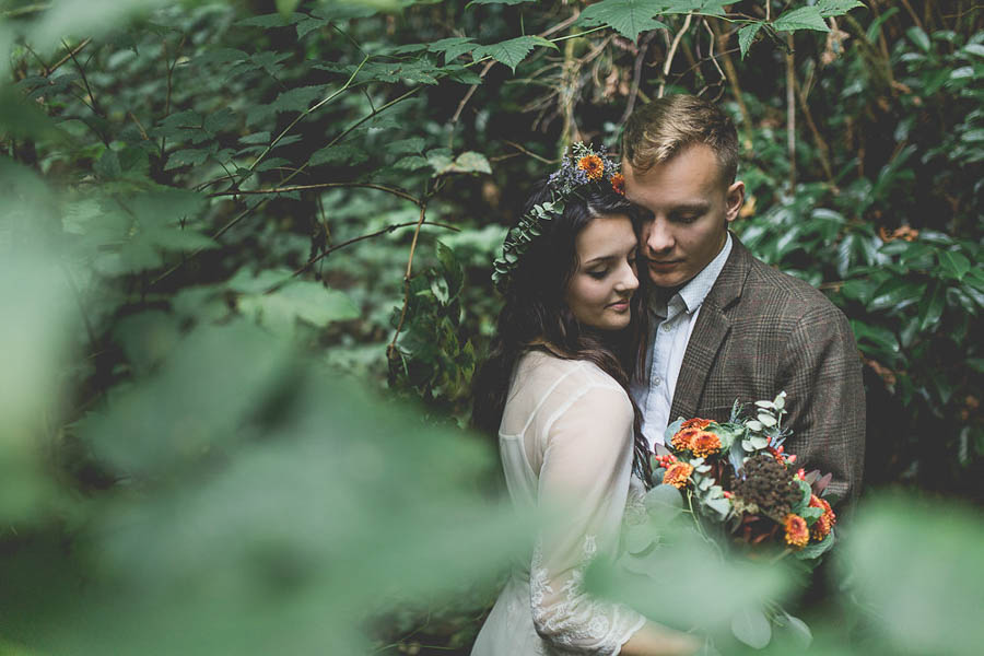 Wild-and-Natural-Engagement-Photos-at-Meadowdale-Beach-Park-Irinart-29