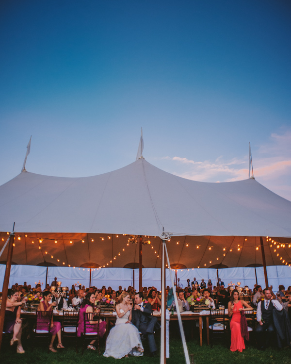 West Virginia countryside estate with photos by The Oberports | via junebugweddings.com West Virginia countryside estate with photos by The Oberports | via junebugweddings.com