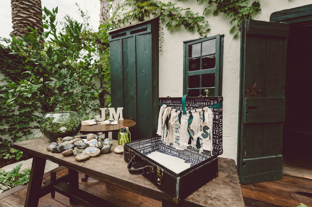 Classy-Emerald-and-Gold-Wedding-at-The-Villa-San-Juan-Capistrano (7 of 33)