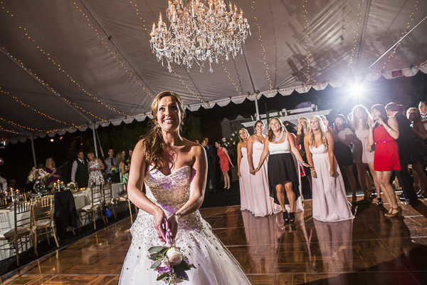 blush and gold california wedding at private family estate, wedding photos by D. Park Photography | via junebugweddings.com blush and gold california wedding at private family estate, wedding photos by D. Park Photography | via junebugweddings.com