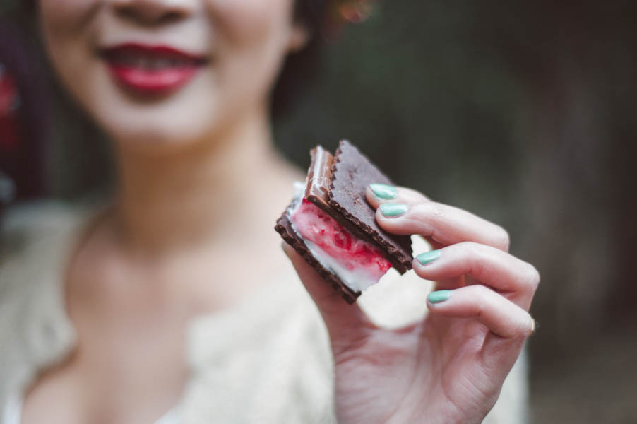 Vibrant-and-Earthy-Forest-Wedding-Inspiration-in-the-Palomar-Mountains-Color-and-Cake-Photography-21
