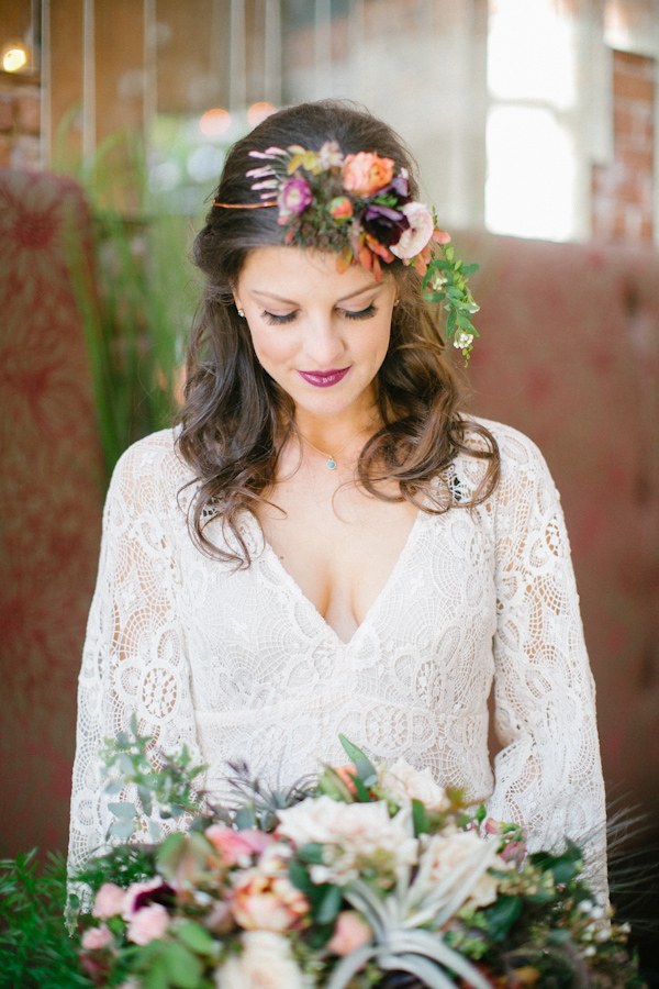 boho chic wedding inspiration photo shoot, photo by Kimberly Chau Photography | via junebugweddings.com boho chic wedding inspiration photo shoot, photo by Kimberly Chau Photography | via junebugweddings.com