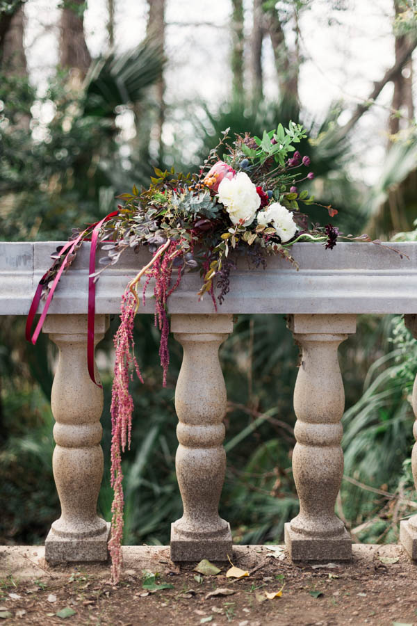 Texas-Bohemian-Wedding-Style-Laguna-Gloria-Holly-Kringer-Photography (4 of 30)