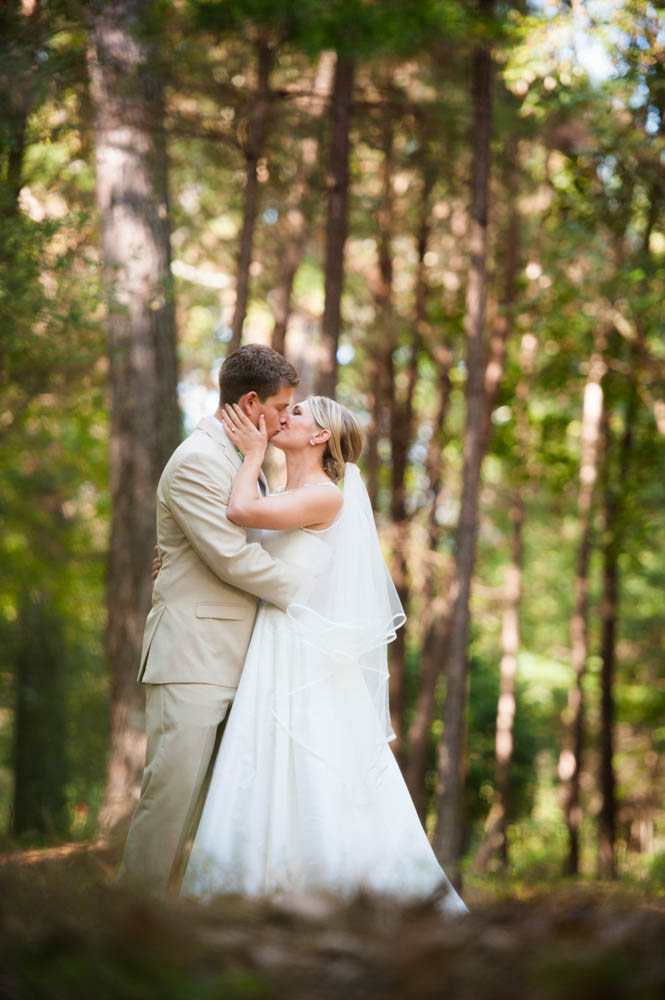 Kentucky-Derby-Inspired-Wedding-Chastain-Horse-Park-Tessa-Marie (6 of 27)