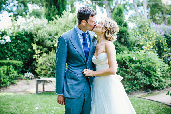charming Australia wedding with gorgeous wedding party style, photo by Hannah Blackmore Photography | via junebugweddings.com charming Australia wedding with gorgeous wedding party style, photo by Hannah Blackmore Photography | via junebugweddings.com