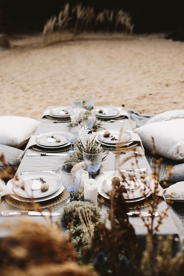 Ethereal-Barcelona-Beach-Wedding-Inspiration-12
