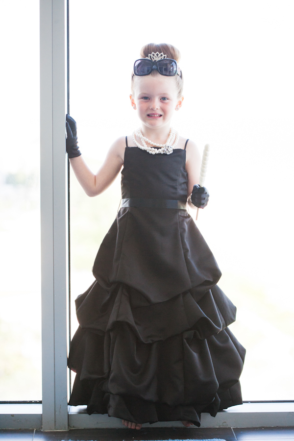 modern glam bridal style with photos by Jonathan Scott, JSPStudio | via junebugweddings.com modern glam bridal style with photos by Jonathan Scott, JSPStudio | via junebugweddings.com