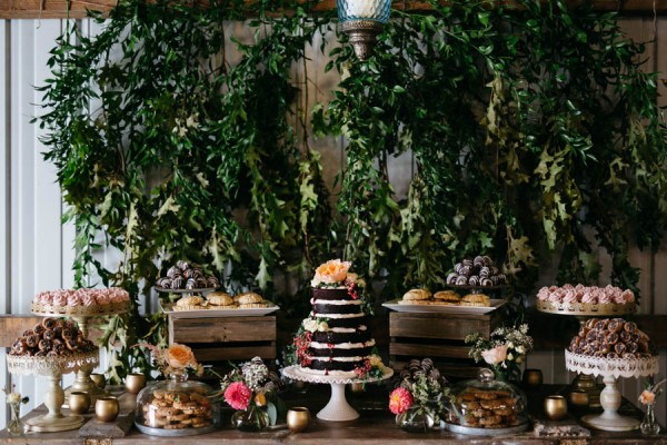 Johnny-June-Inspired-Wedding-Melt-Your-Heart-Dan-Stewart-Photography-27-600x400