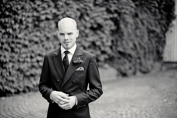purple, burgundy, vintage wedding in Sweden, photos by Sweden wedding photographer Dayfotografi | via junebugweddings.com purple, burgundy, vintage wedding in Sweden, photos by Sweden wedding photographer Dayfotografi | via junebugweddings.com