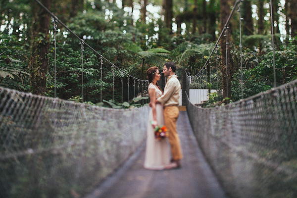 tropical elopement in Costa Rica, photo by Costa Vida Photography | via junebugweddings.com tropical elopement in Costa Rica, photo by Costa Vida Photography | via junebugweddings.com