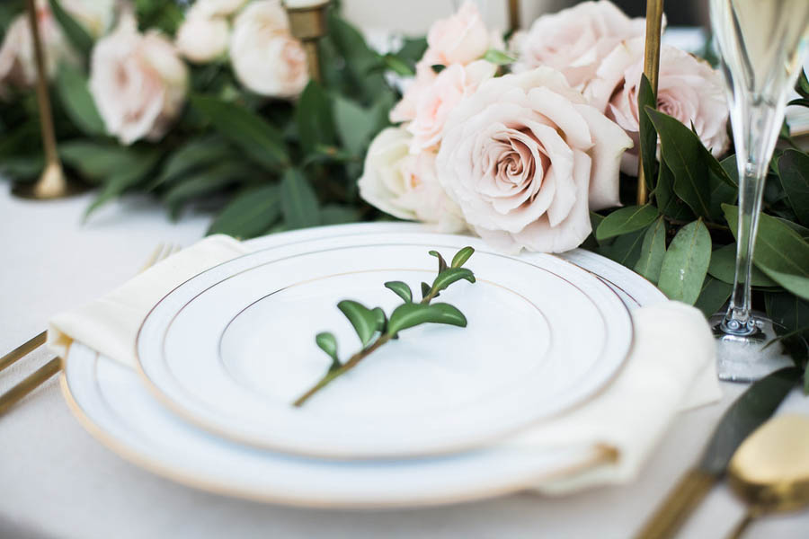 Romantic-Columbia-Gorge-Wedding-Inspiration-Angela-Shae (8 of 24)