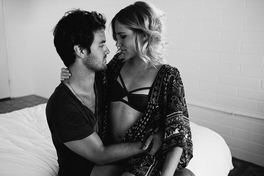 Intimate-Joshua-Tree-Engagement-Photos-Dustin-Cantrell-15