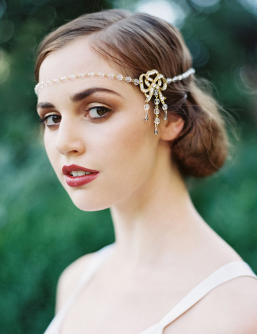 1920's inspired bridal hair accessories from Enchanted Atelier | via junebugweddings.com 1920's inspired bridal hair accessories from Enchanted Atelier | via junebugweddings.com