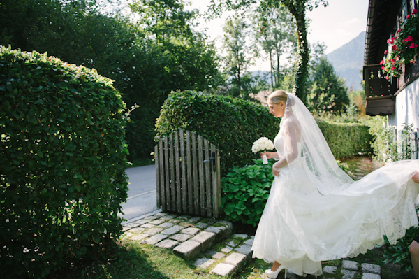elegant Austrian bridal style with photos by Claire Morgan | via junebugweddings.com elegant Austrian bridal style with photos by Claire Morgan | via junebugweddings.com