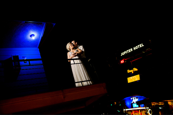 glittery gold bridal style, photo by Stark Photography | via junebugweddings.com glittery gold bridal style, photo by Stark Photography | via junebugweddings.com
