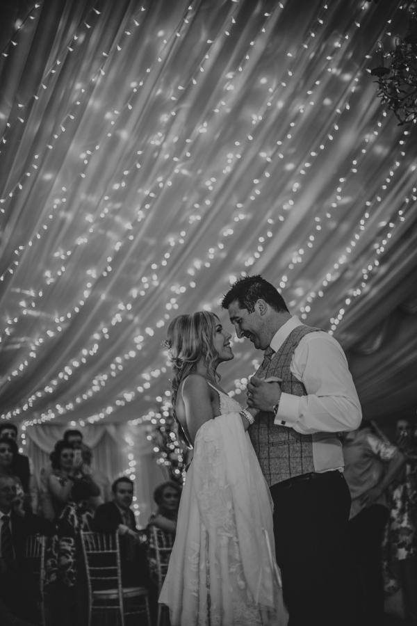 enchanting-midsummer-irish-wedding-at-castle-leslie-49