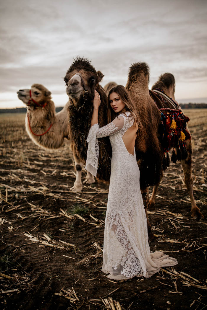 folksy-elopement-inspiration-in-munich-chris-and-ruth-photography-22