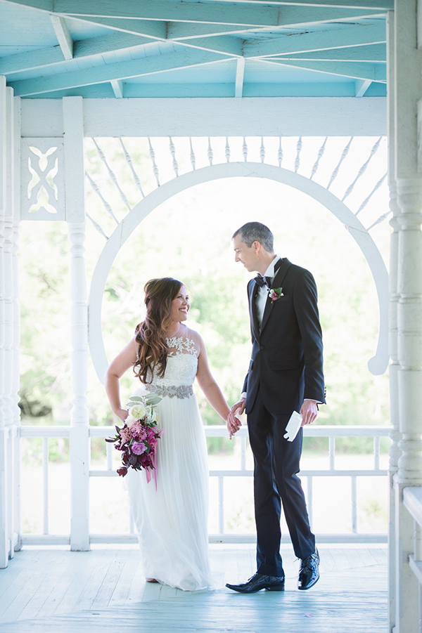 romantic and lush pink wedding, photo by matthew moore photography | via junebugweddings.com romantic and lush pink wedding, photo by matthew moore photography | via junebugweddings.com